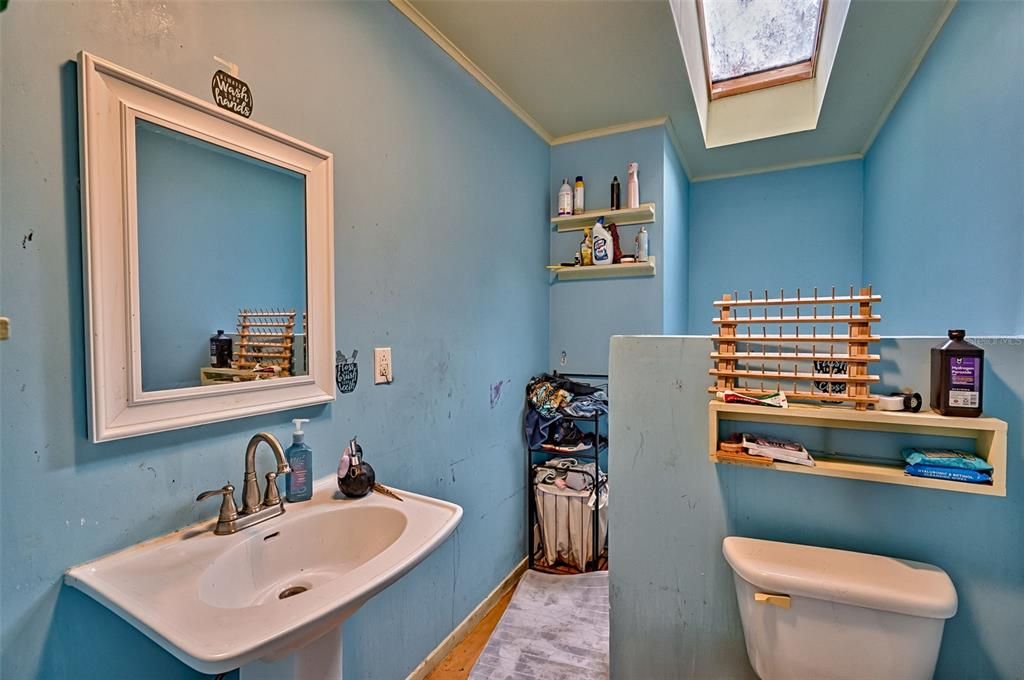 Под контрактом: $159,900 (3 спален, 2 ванн, 1156 Квадратных фут)