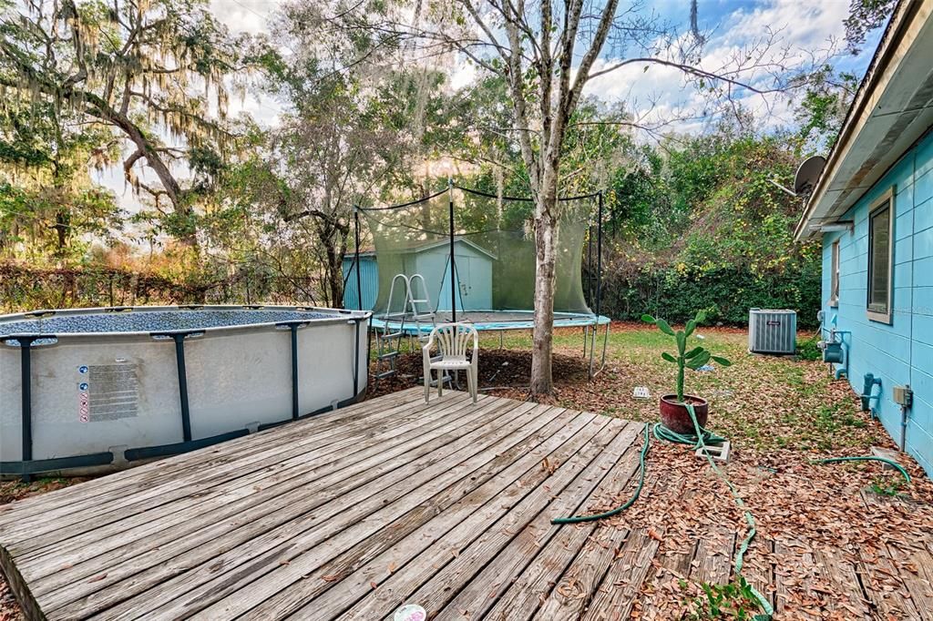 Под контрактом: $159,900 (3 спален, 2 ванн, 1156 Квадратных фут)