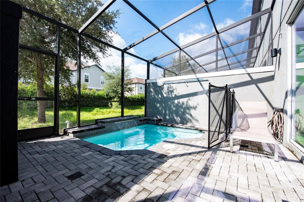 На продажу: $463,990 (4 спален, 3 ванн, 1752 Квадратных фут)