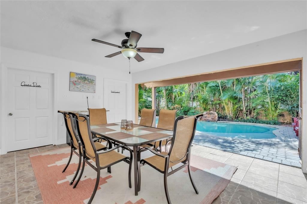 En Venta: $1,345,000 (3 camas, 3 baños, 1590 Pies cuadrados)