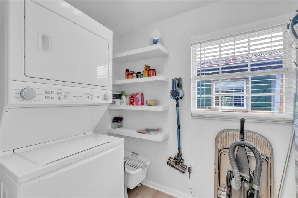 En Venta: $1,345,000 (3 camas, 3 baños, 1590 Pies cuadrados)