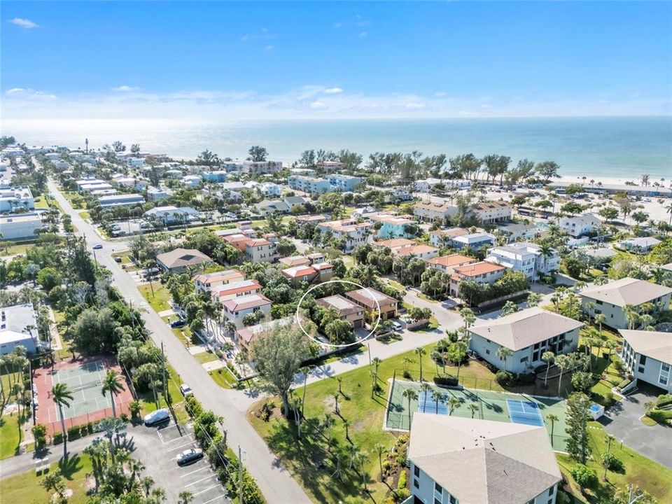 En Venta: $1,345,000 (3 camas, 3 baños, 1590 Pies cuadrados)