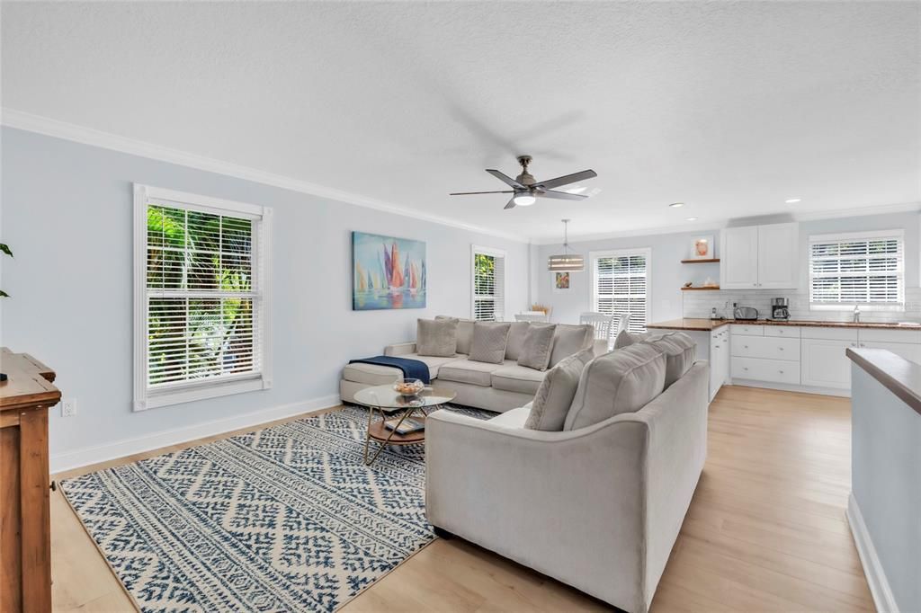 En Venta: $1,345,000 (3 camas, 3 baños, 1590 Pies cuadrados)