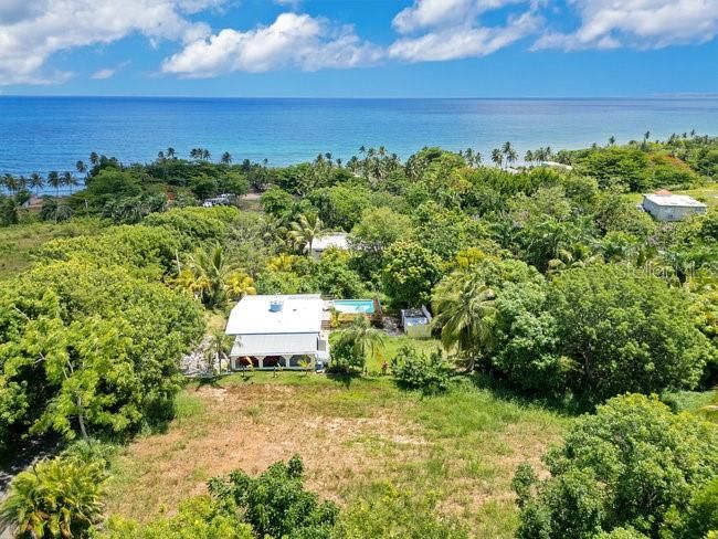 En Venta: $450,000 (0.41 acres)