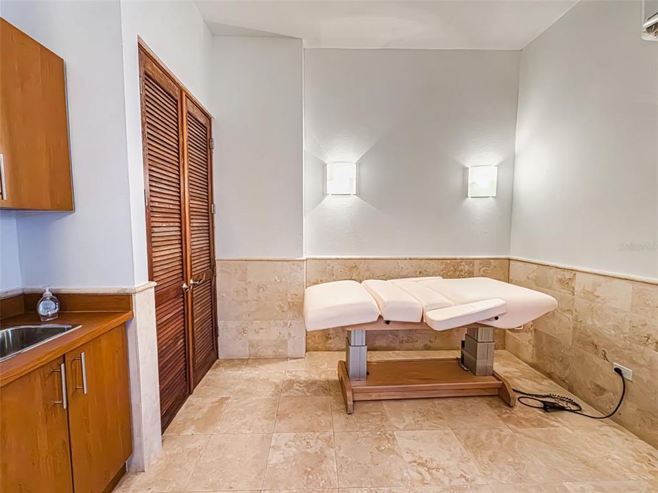 For Rent: $7,500 (4 beds, 3 baths, 4100 Square Feet)