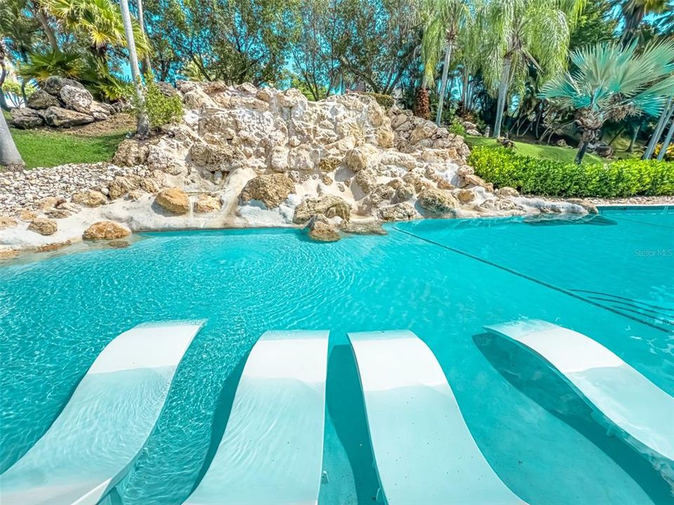 For Rent: $7,500 (4 beds, 3 baths, 4100 Square Feet)