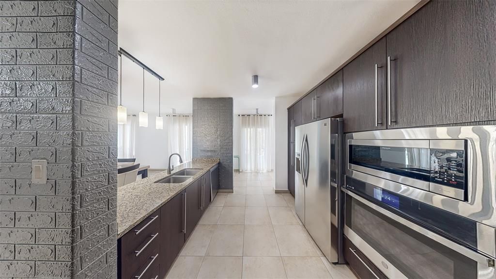 For Rent: $7,500 (4 beds, 3 baths, 4100 Square Feet)