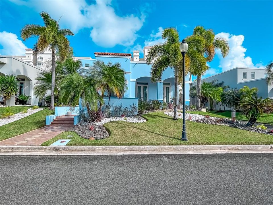 For Rent: $7,500 (4 beds, 3 baths, 4100 Square Feet)