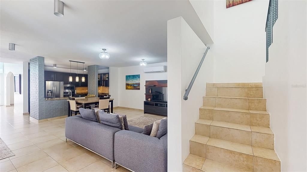 For Rent: $7,500 (4 beds, 3 baths, 4100 Square Feet)