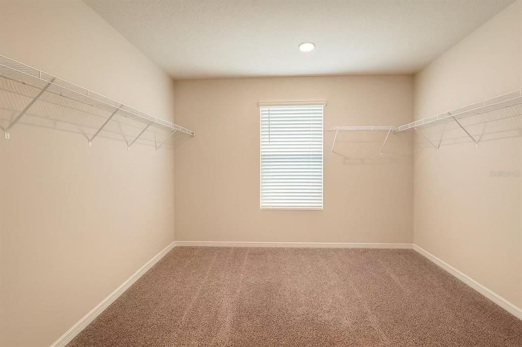 待售: $535,000 (4 贝兹, 3 浴室, 2343 平方英尺)