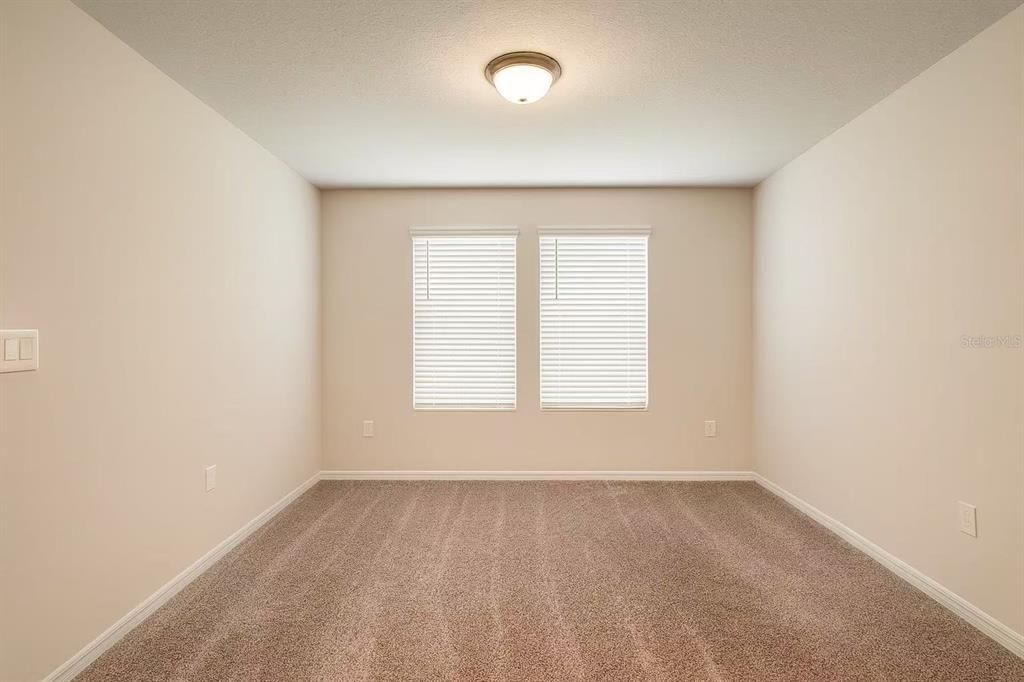 待售: $535,000 (4 贝兹, 3 浴室, 2343 平方英尺)