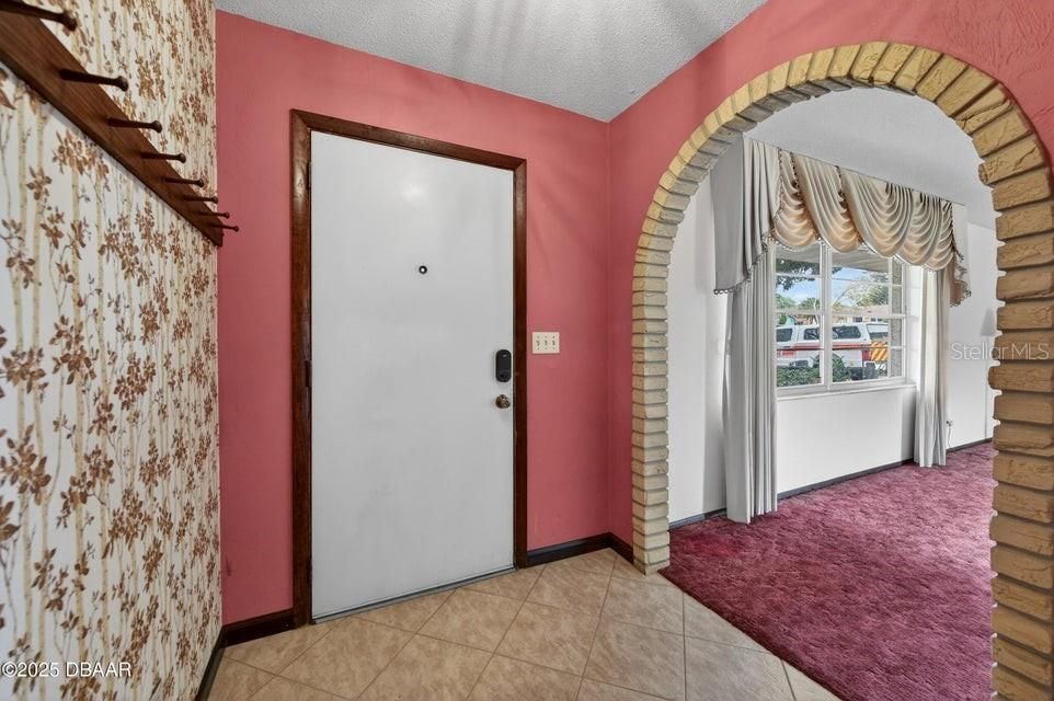 На продажу: $290,000 (3 спален, 2 ванн, 1781 Квадратных фут)