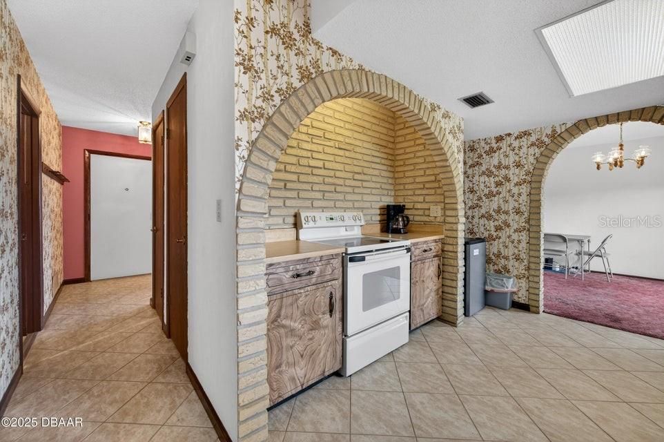 На продажу: $290,000 (3 спален, 2 ванн, 1781 Квадратных фут)