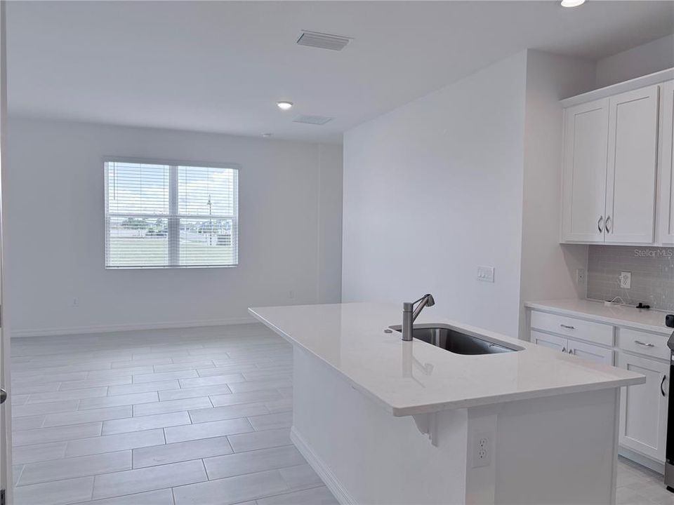 En Renta: $2,200 (4 camas, 2 baños, 1773 Pies cuadrados)