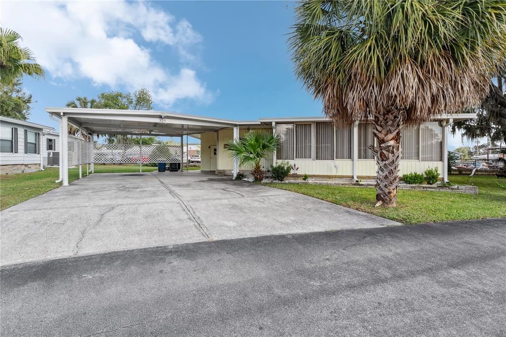 На продажу: $140,000 (2 спален, 2 ванн, 840 Квадратных фут)