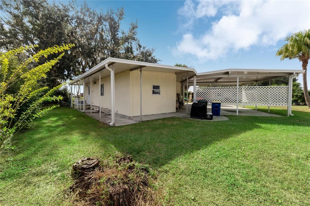 На продажу: $140,000 (2 спален, 2 ванн, 840 Квадратных фут)