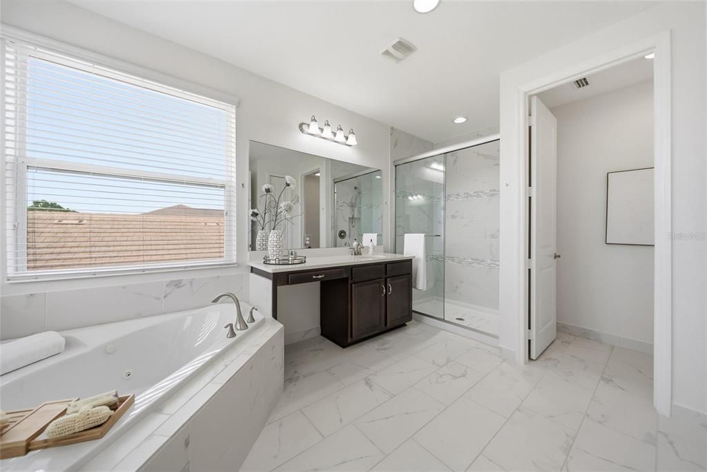 For Sale: $649,900 (4 beds, 4 baths, 2728 Square Feet)