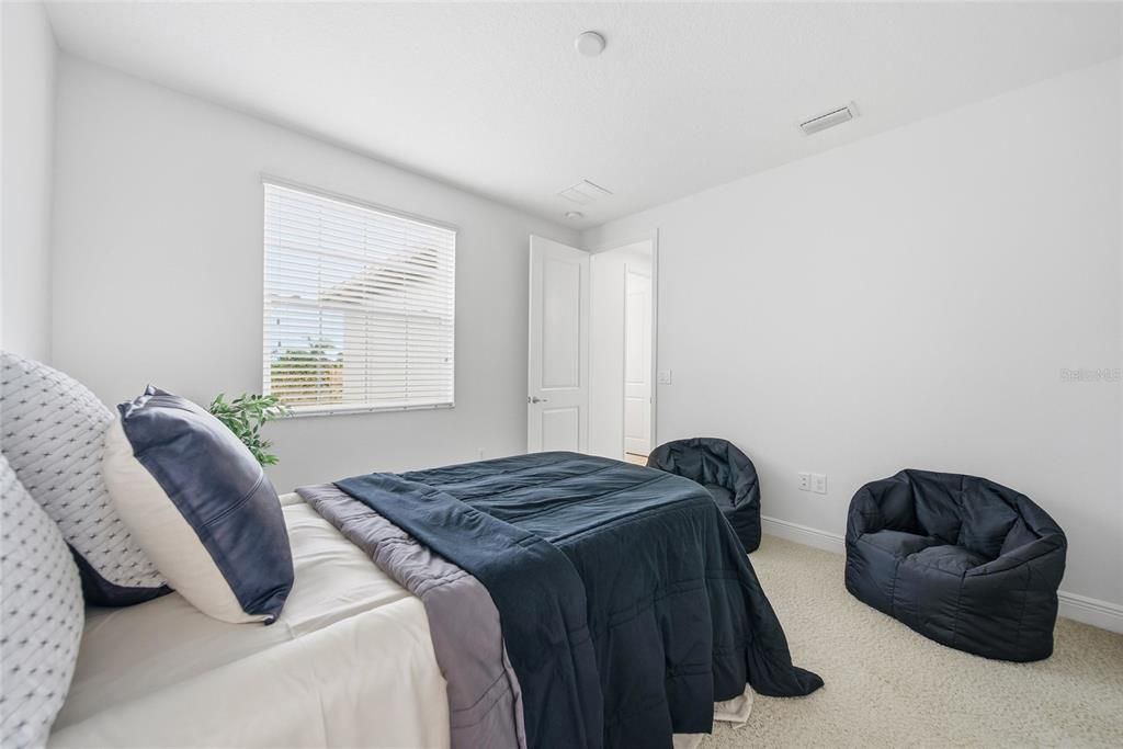 For Sale: $649,900 (4 beds, 4 baths, 2728 Square Feet)