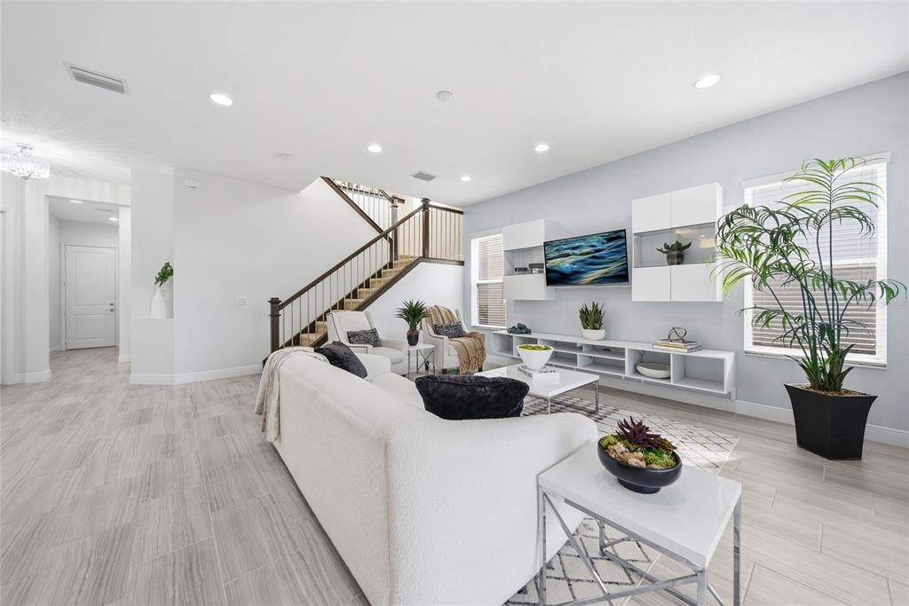 For Sale: $649,900 (4 beds, 4 baths, 2728 Square Feet)