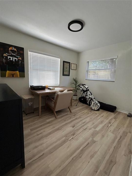 For Rent: $2,700 (3 beds, 2 baths, 1080 Square Feet)