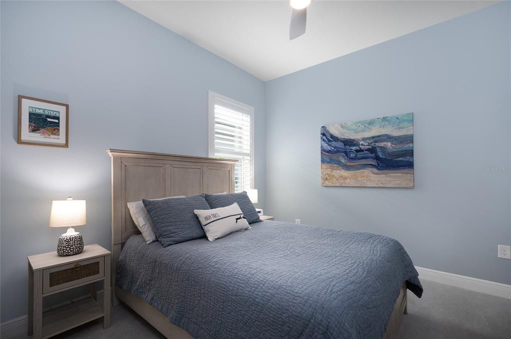 En Venta: $799,000 (3 camas, 2 baños, 2327 Pies cuadrados)