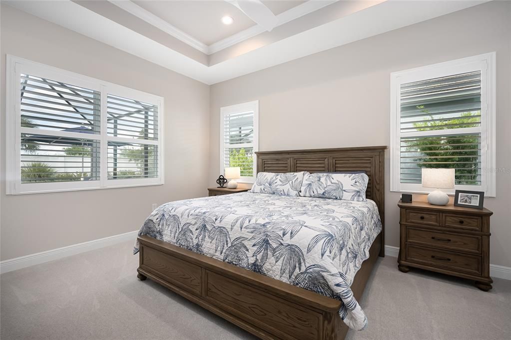 En Venta: $799,000 (3 camas, 2 baños, 2327 Pies cuadrados)