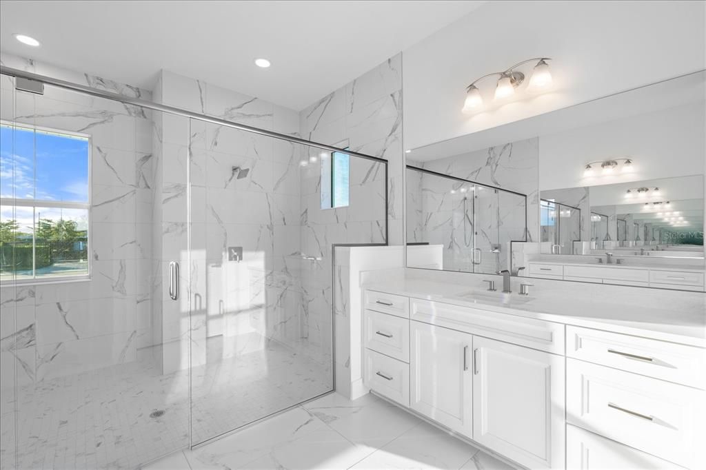 En Renta: $6,000 (3 camas, 3 baños, 2907 Pies cuadrados)