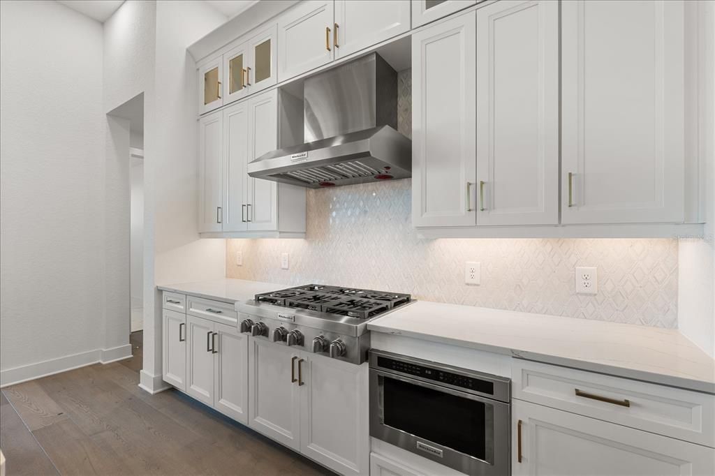 En Renta: $6,000 (3 camas, 3 baños, 2907 Pies cuadrados)