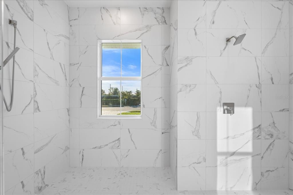 En Renta: $6,000 (3 camas, 3 baños, 2907 Pies cuadrados)