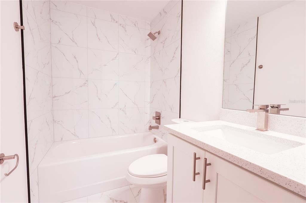 En Renta: $1,900 (3 camas, 2 baños, 1338 Pies cuadrados)