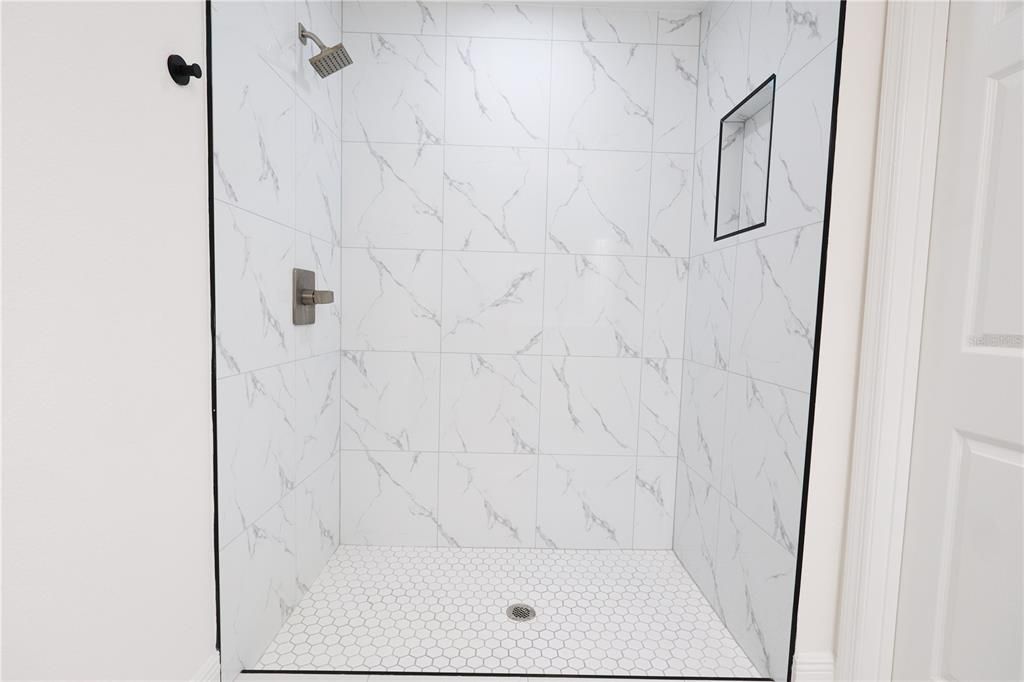 En Renta: $1,900 (3 camas, 2 baños, 1338 Pies cuadrados)