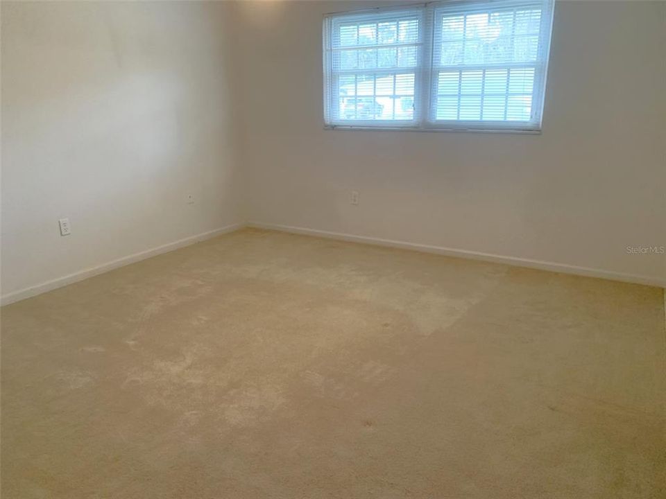 For Sale: $324,900 (3 beds, 2 baths, 1741 Square Feet)