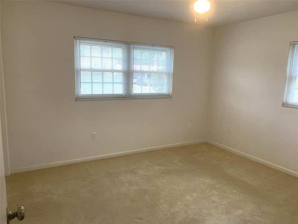 For Sale: $324,900 (3 beds, 2 baths, 1741 Square Feet)