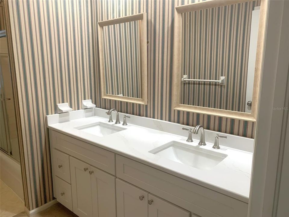 For Sale: $324,900 (3 beds, 2 baths, 1741 Square Feet)