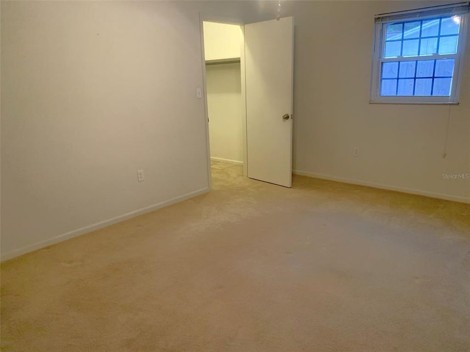 For Sale: $324,900 (3 beds, 2 baths, 1741 Square Feet)