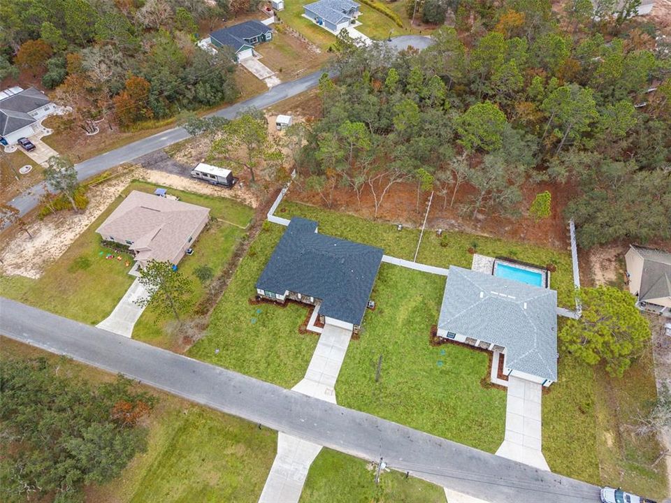 待售: $449,000 (4 贝兹, 3 浴室, 2345 平方英尺)