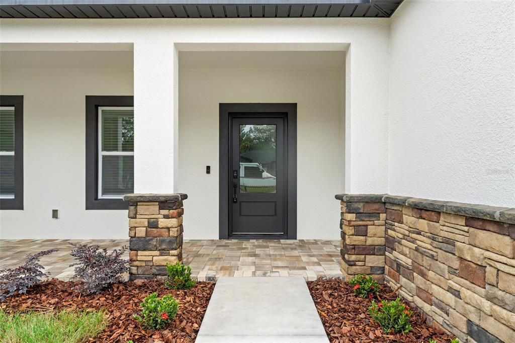 待售: $449,000 (4 贝兹, 3 浴室, 2345 平方英尺)