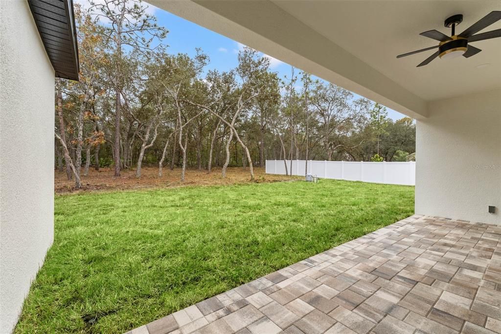 待售: $449,000 (4 贝兹, 3 浴室, 2345 平方英尺)