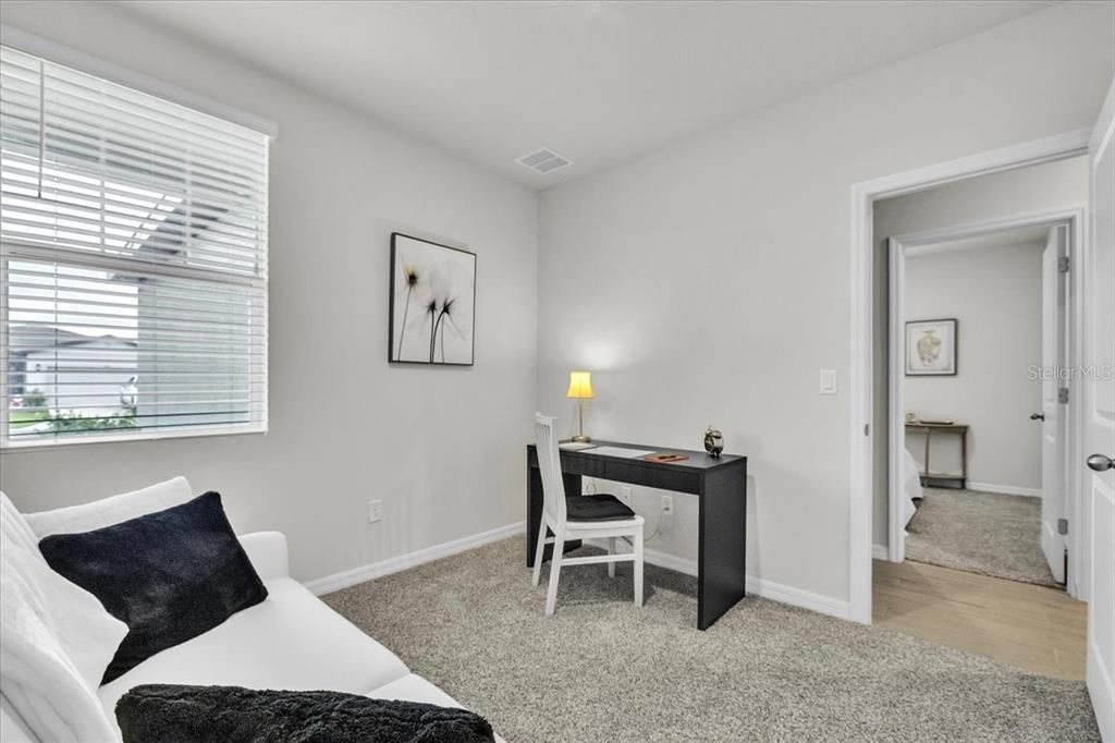 En Venta: $335,000 (4 camas, 2 baños, 1680 Pies cuadrados)