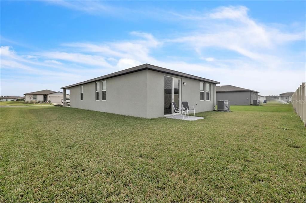 En Venta: $335,000 (4 camas, 2 baños, 1680 Pies cuadrados)