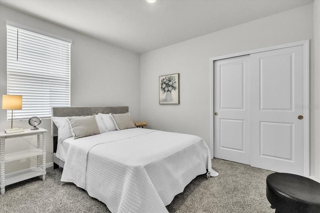 En Venta: $335,000 (4 camas, 2 baños, 1680 Pies cuadrados)