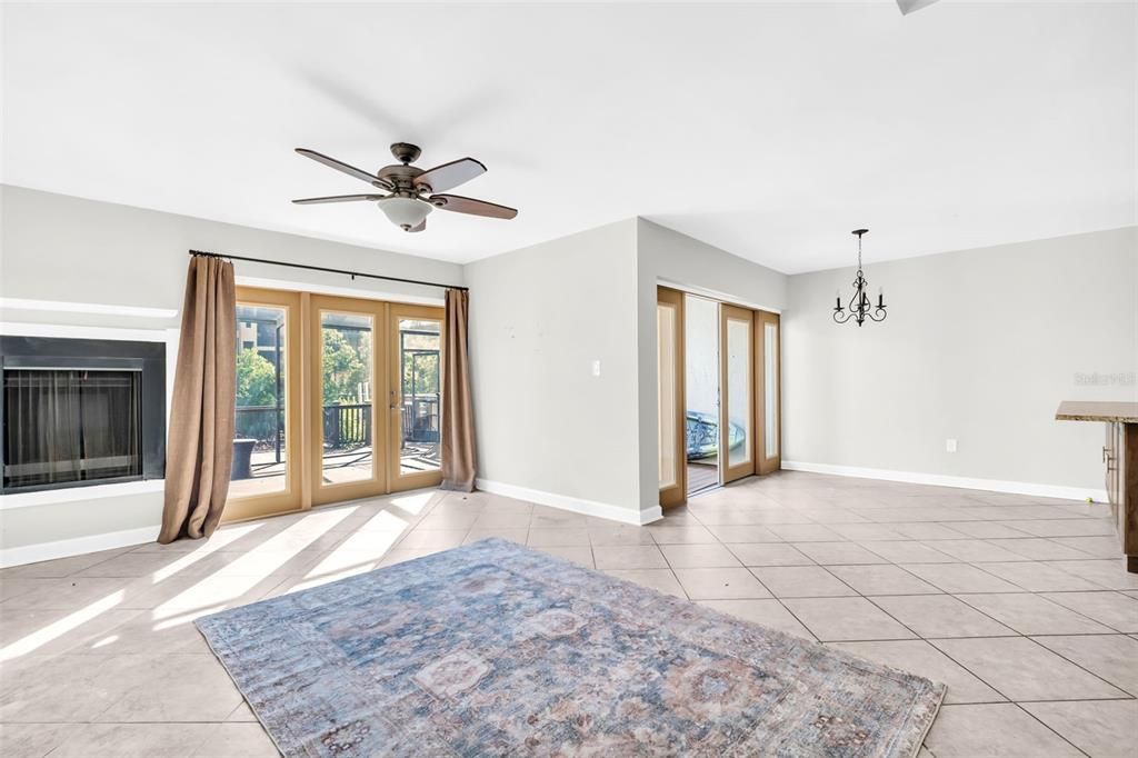 For Sale: $400,000 (3 beds, 2 baths, 1700 Square Feet)