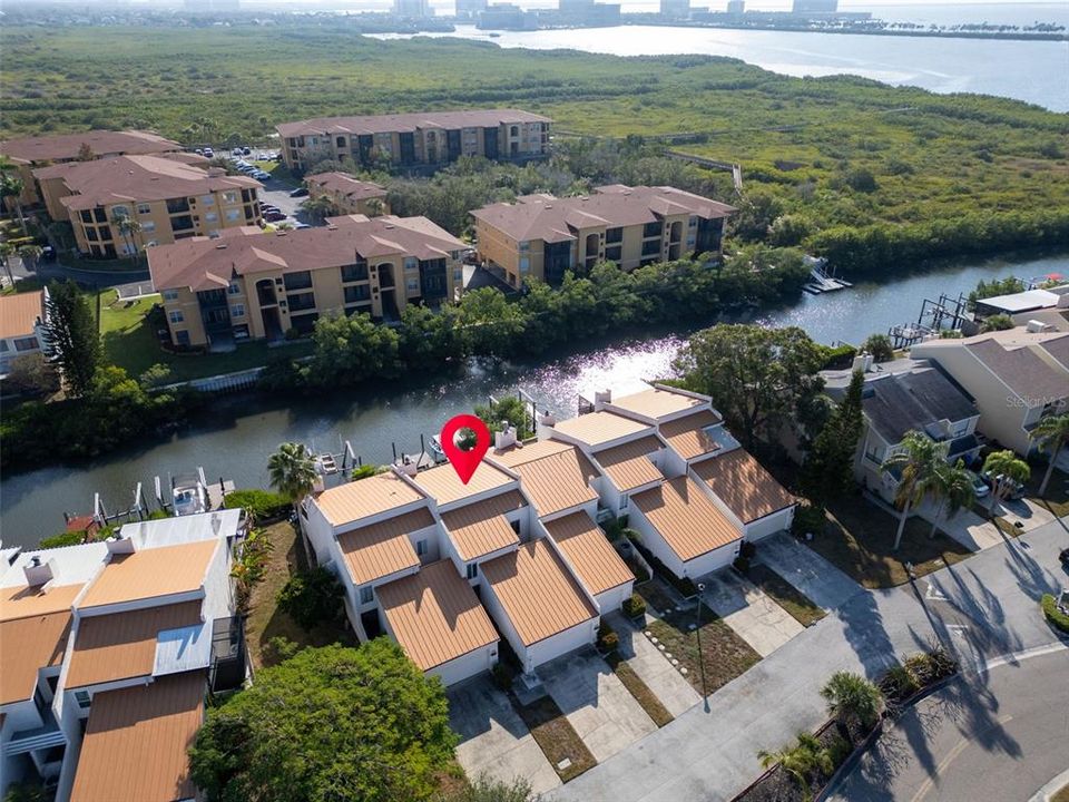 For Sale: $400,000 (3 beds, 2 baths, 1700 Square Feet)