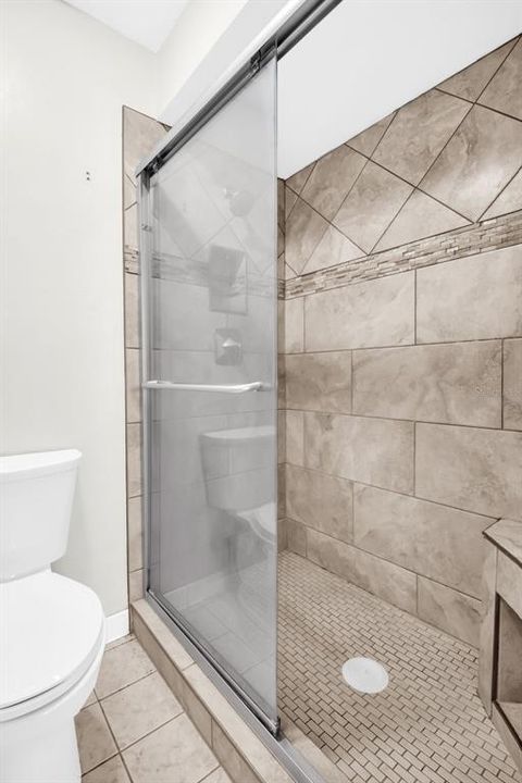 For Sale: $400,000 (3 beds, 2 baths, 1700 Square Feet)