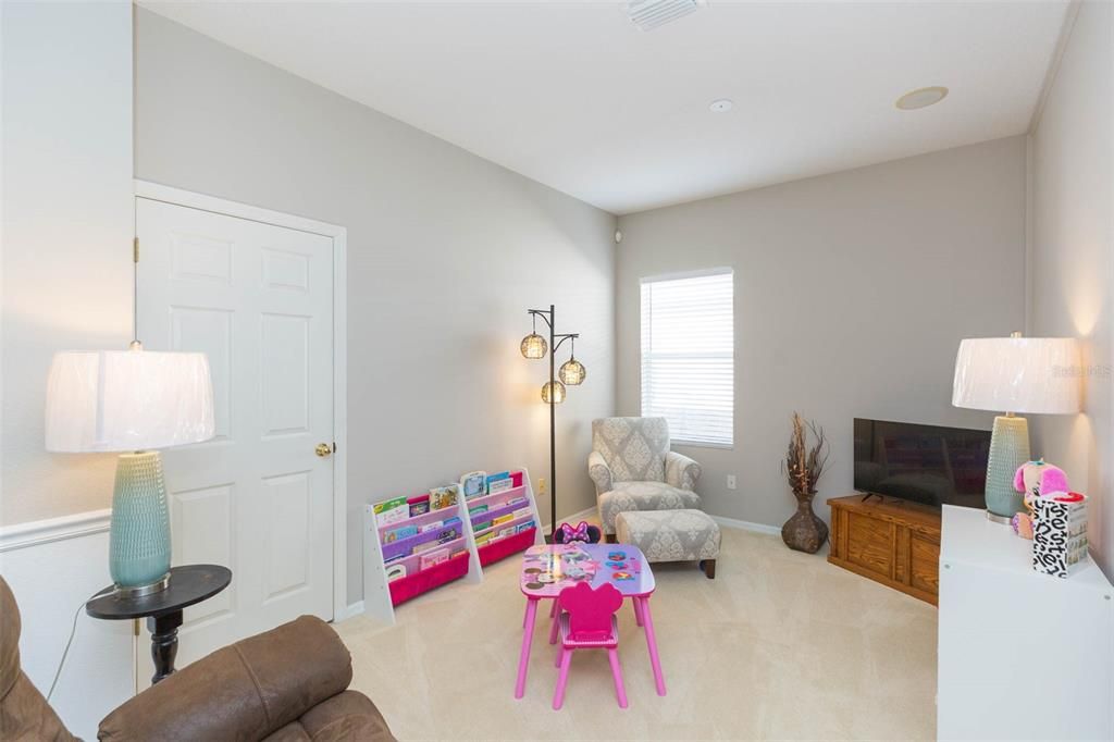 待售: $569,900 (3 贝兹, 3 浴室, 2715 平方英尺)