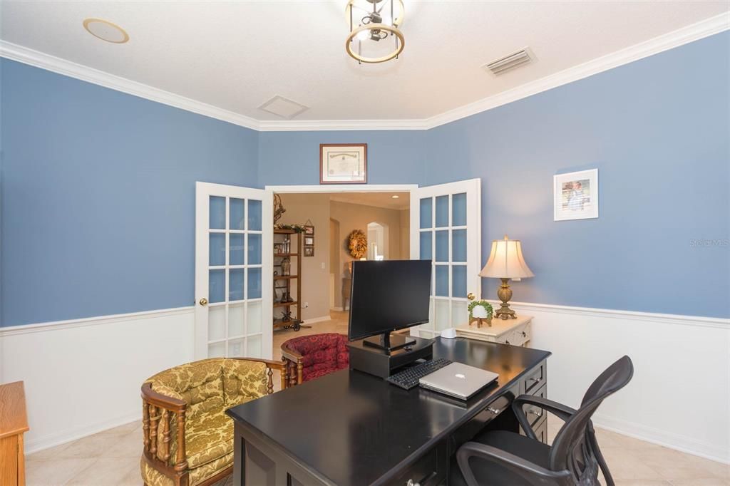 待售: $569,900 (3 贝兹, 3 浴室, 2715 平方英尺)