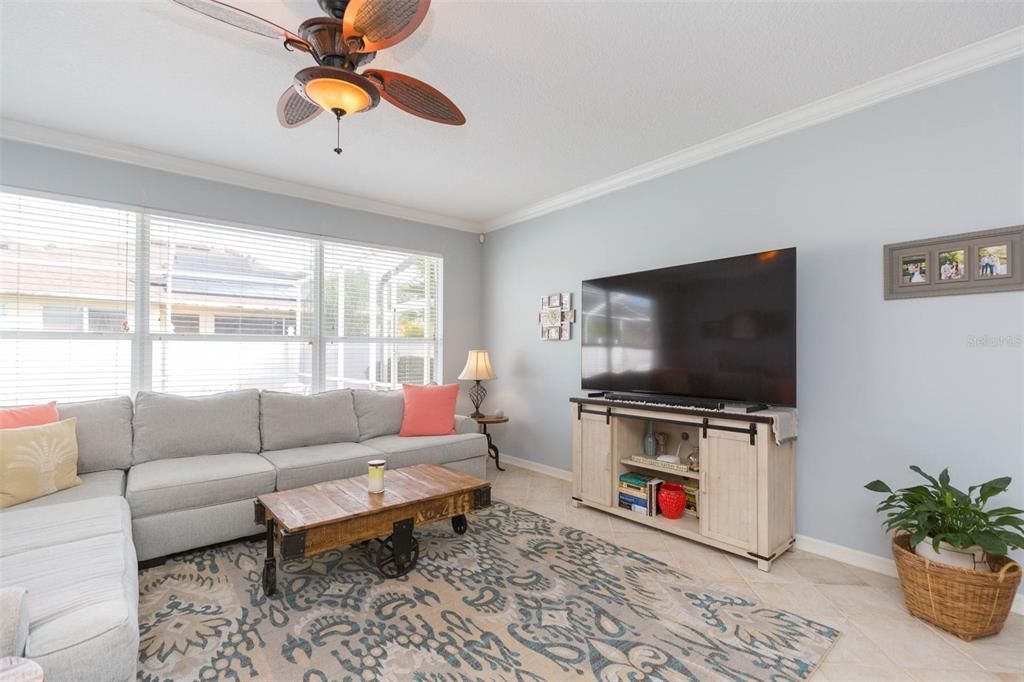 待售: $569,900 (3 贝兹, 3 浴室, 2715 平方英尺)