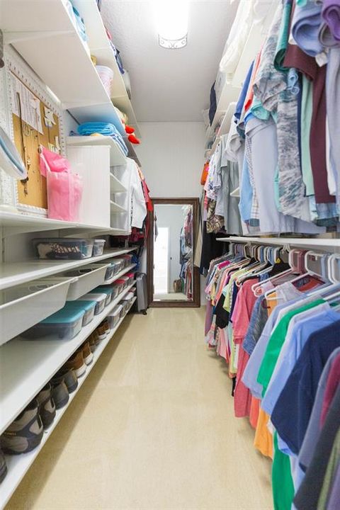 待售: $569,900 (3 贝兹, 3 浴室, 2715 平方英尺)