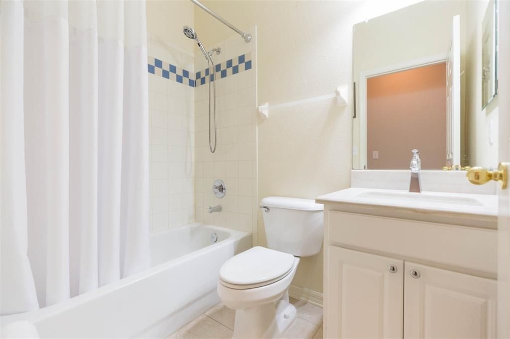 待售: $569,900 (3 贝兹, 3 浴室, 2715 平方英尺)