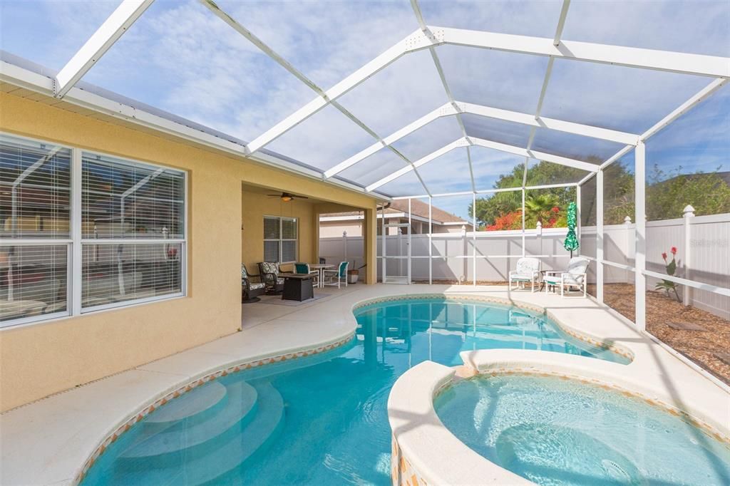 待售: $569,900 (3 贝兹, 3 浴室, 2715 平方英尺)